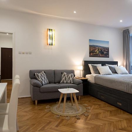 Like Home Zagreb Apartment Eksteriør bilde